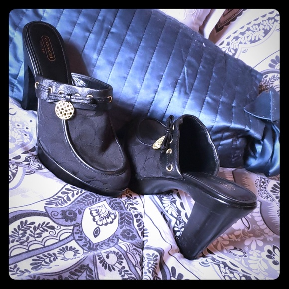 Heels - Picture 1 of 1